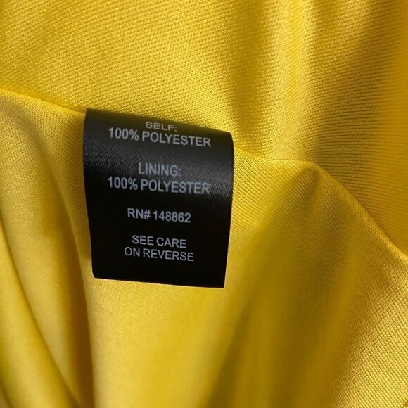 Torrid Yellow Floral Faux Wrap Dress Short Flowy Sleeves Size 20 - Picture 5 of 6